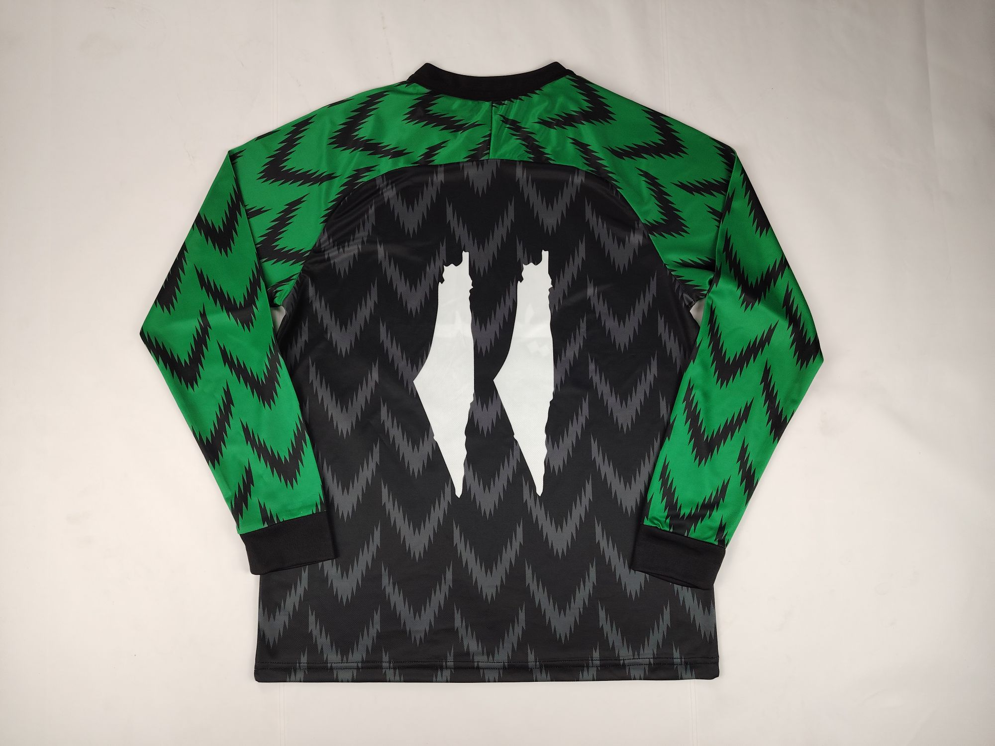 Palestinian 2024-25 Long Sleeve Alternating Black-Green Jersey image 1